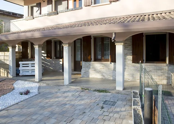 Lella Bed & Breakfast