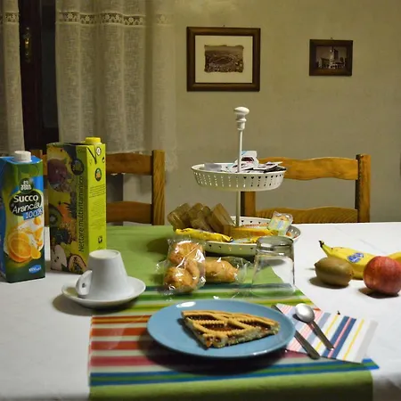 Lella ベッド・アンド・ブレックファスト ピオーヴェ・ディ・サッコ