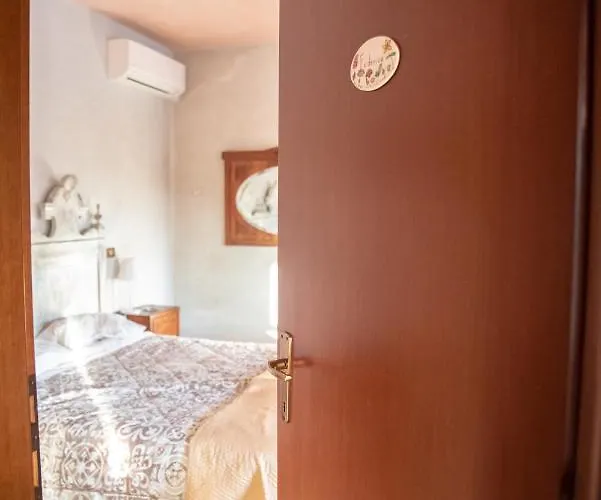 فندق مبيت وإفطار Lella *